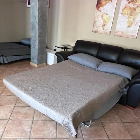 Stea Monolocale Loft In דירה Sommariva del Bosco