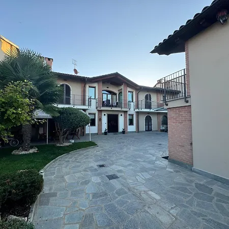 شقة Stea Monolocale Loft In Sommariva del Bosco